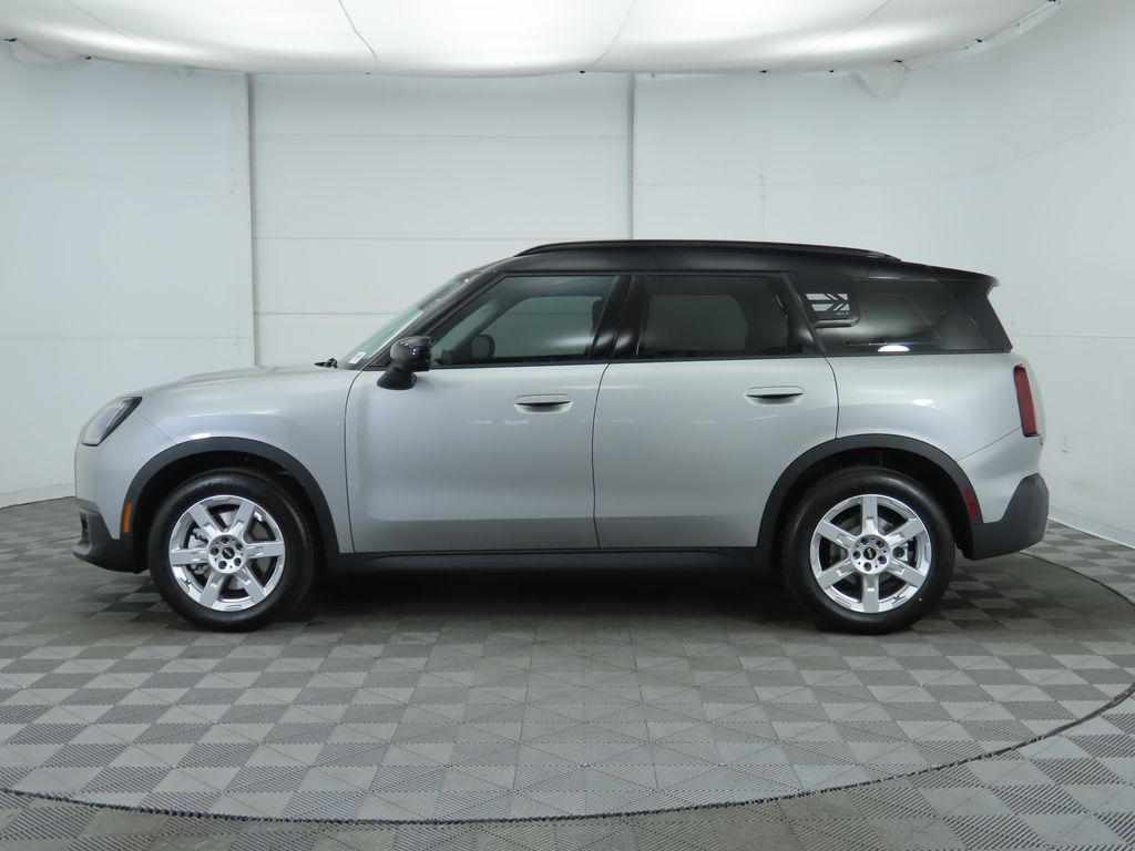 2025 MINI Cooper Countryman Base 9