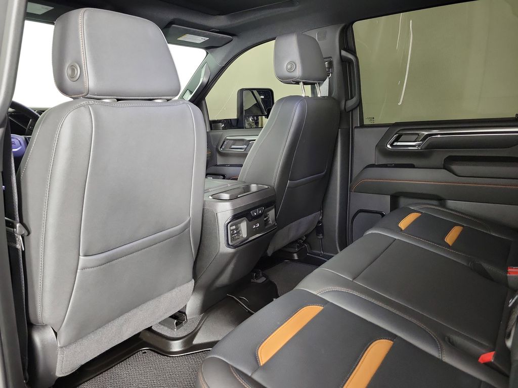 2024 GMC Sierra 2500HD AT4 - 10