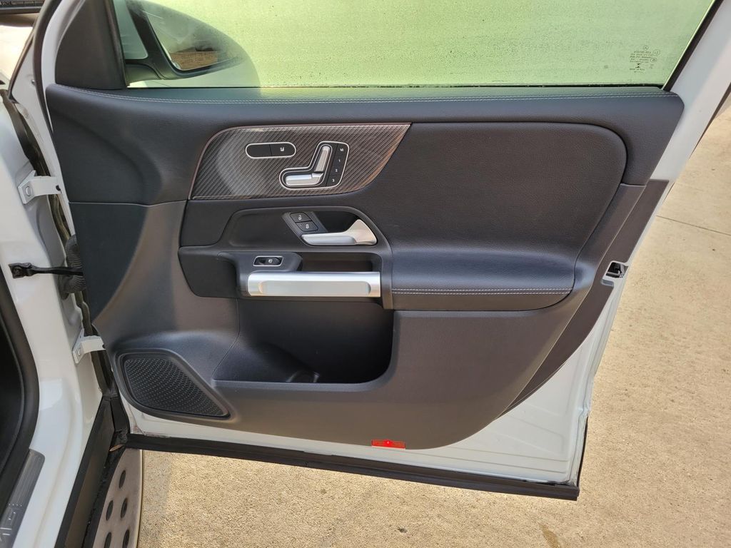 used 2022 Mercedes-Benz GLB car, priced at $32,300