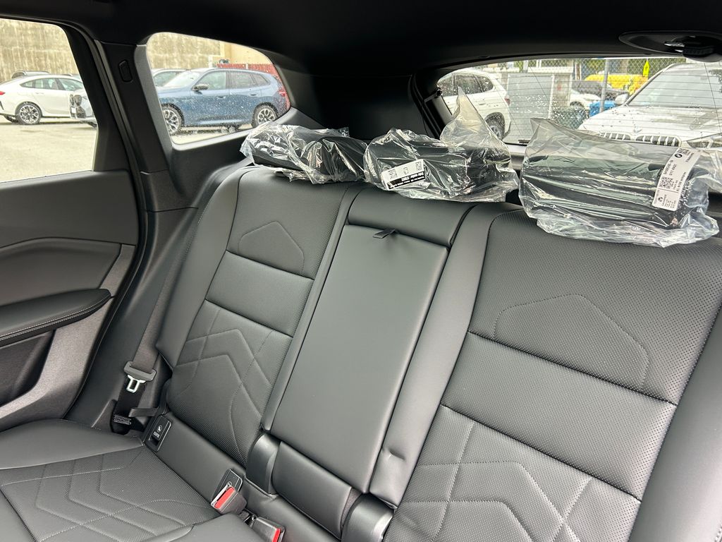 Thumbnail: 2026 BMW X1 - 32