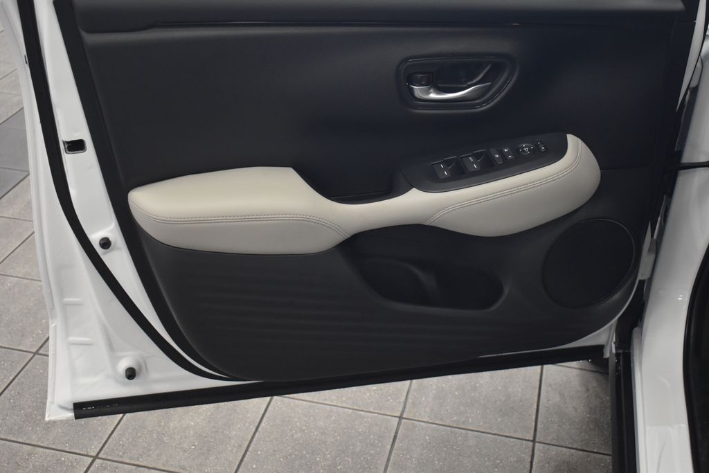 Thumbnail: 2026 Honda HR-V - 8