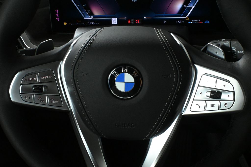 Thumbnail: 2026 BMW X7 - 19