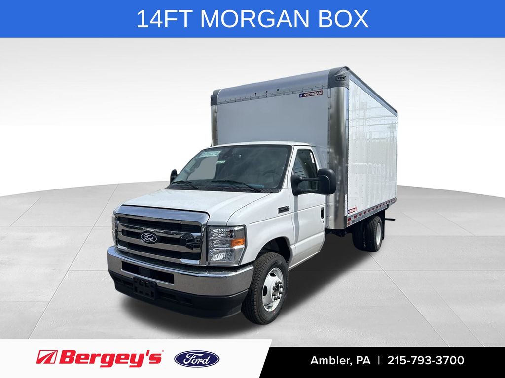 Oxford White 2027 Ford E-Series Chassis Pickup Truck Rear-Wheel Drive 6-Speed Automatic