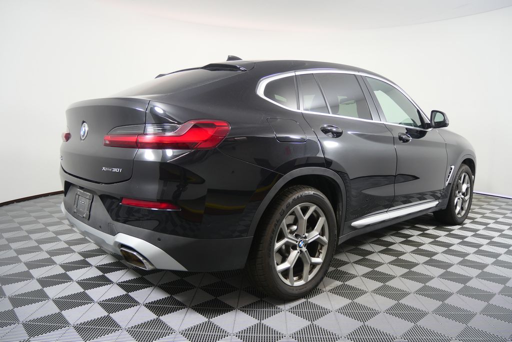 Thumbnail: 2024 BMW X4 - 3