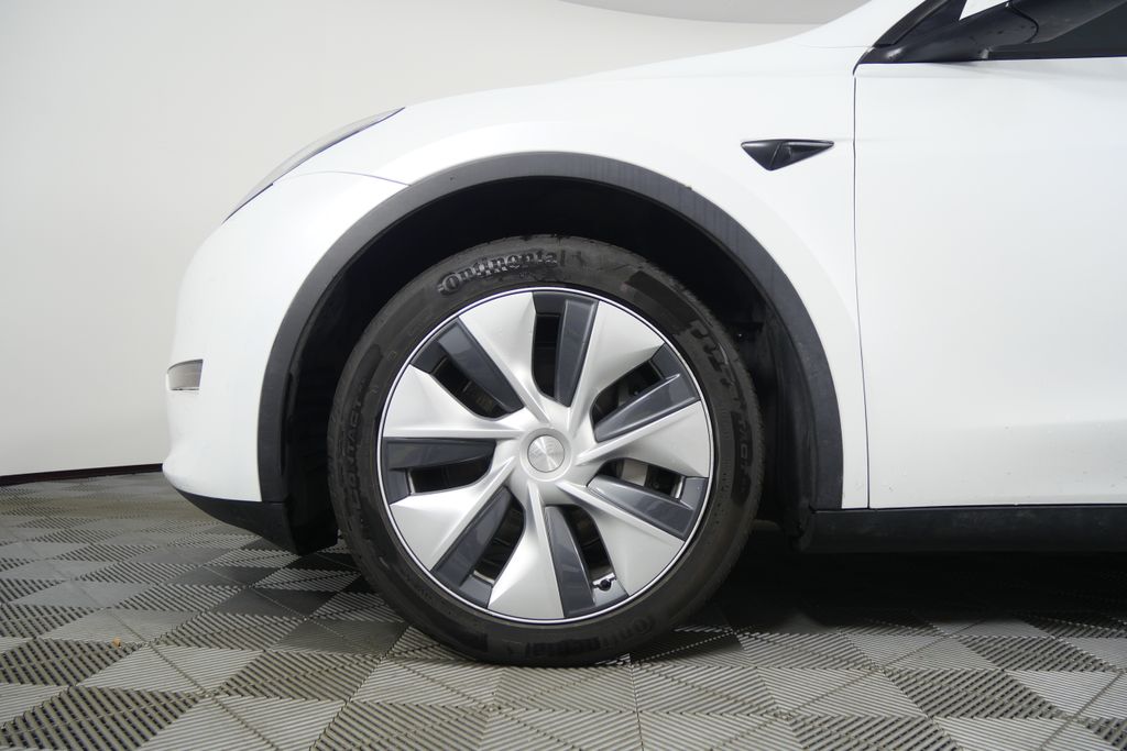 Thumbnail: 2023 Tesla Model Y - 7