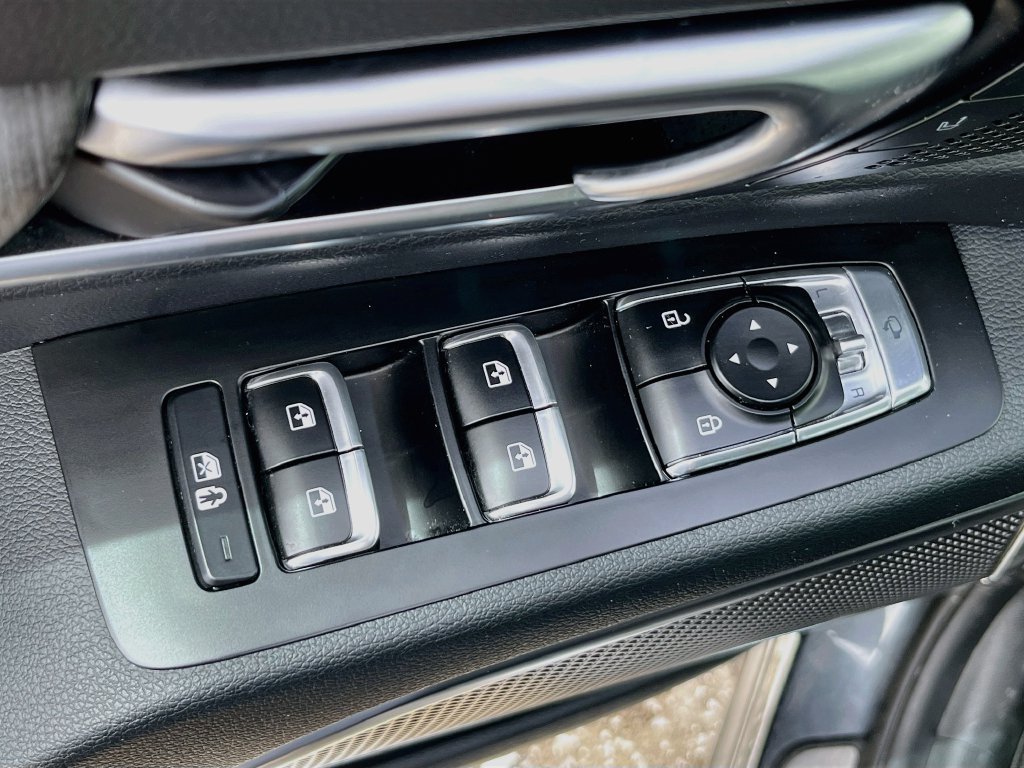 Used 2024 Gray Kia SX image 18