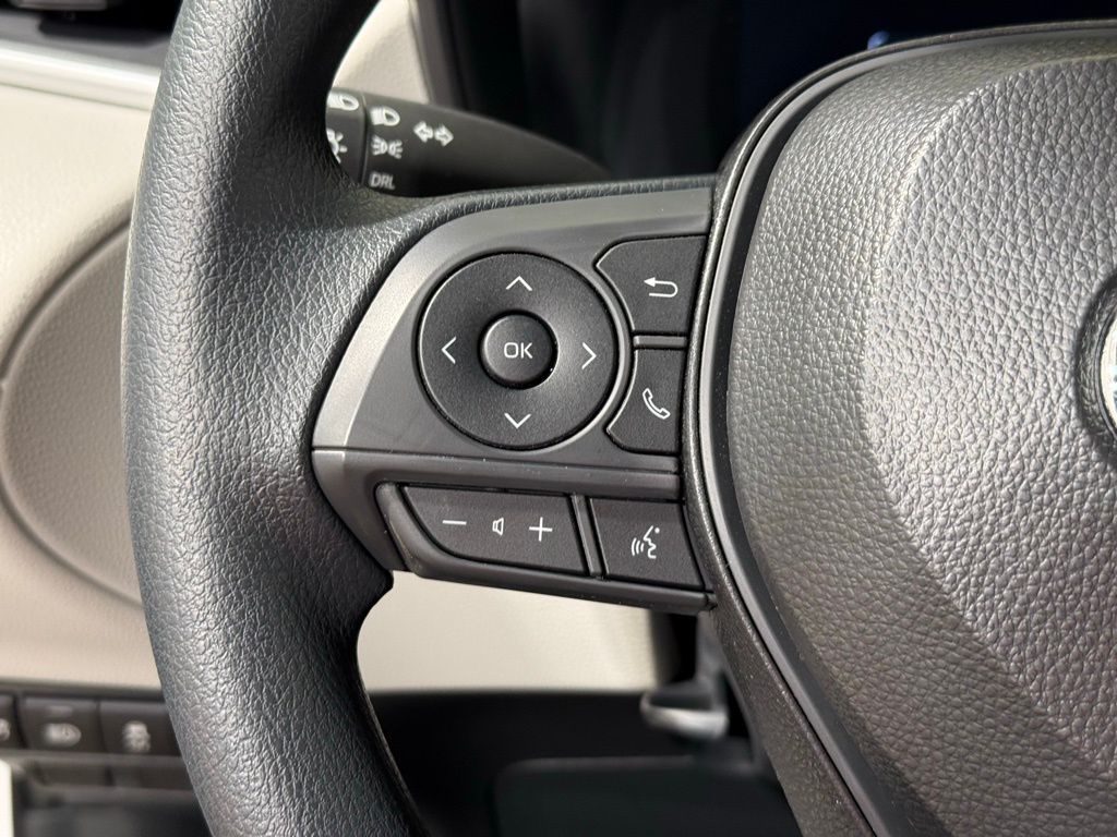 Thumbnail: 2026 Toyota Corolla Cross - 24