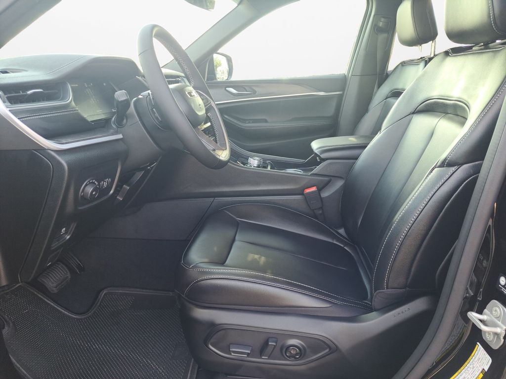 New Car 2025 Jeep Grand Cherokee  Limited For Sale Under $50,000 In Austin, Texas