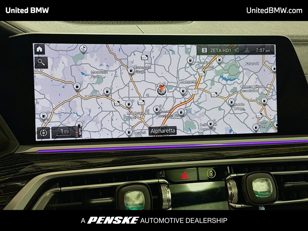 Thumbnail: 2022 BMW X7 - 10