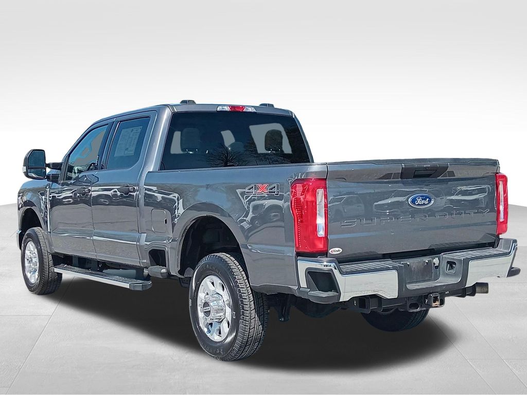 2024 Ford F-350 Super Duty XLT