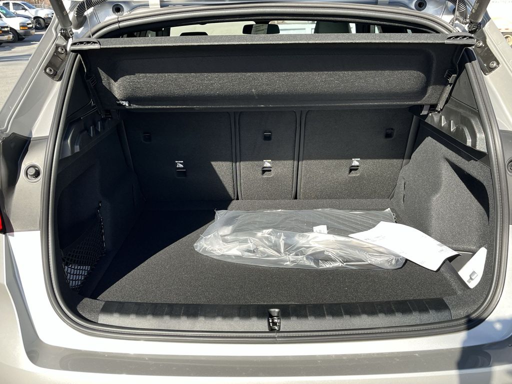 2025 BMW X1 xDrive28i 24