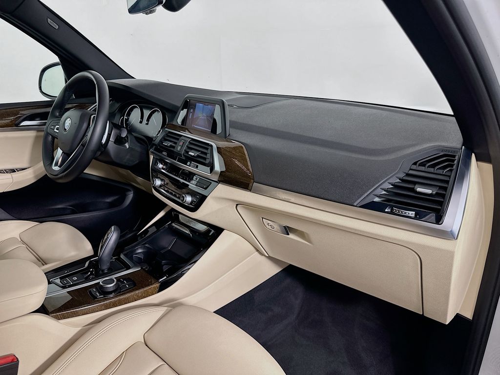 Thumbnail: 2019 BMW X3 - 29