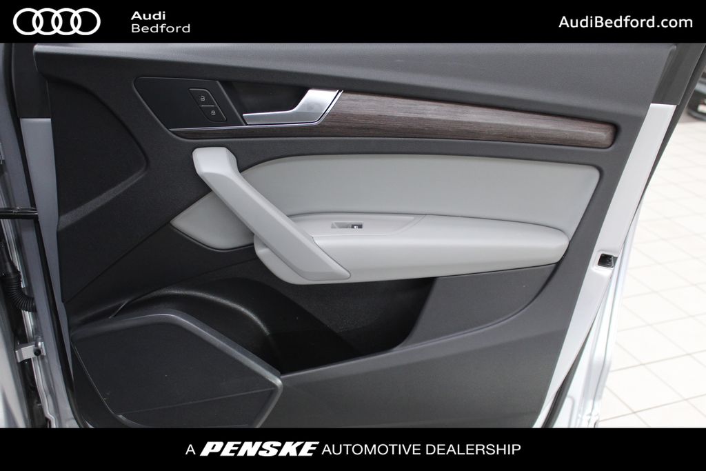 Thumbnail: 2022 Audi Q5 - 28