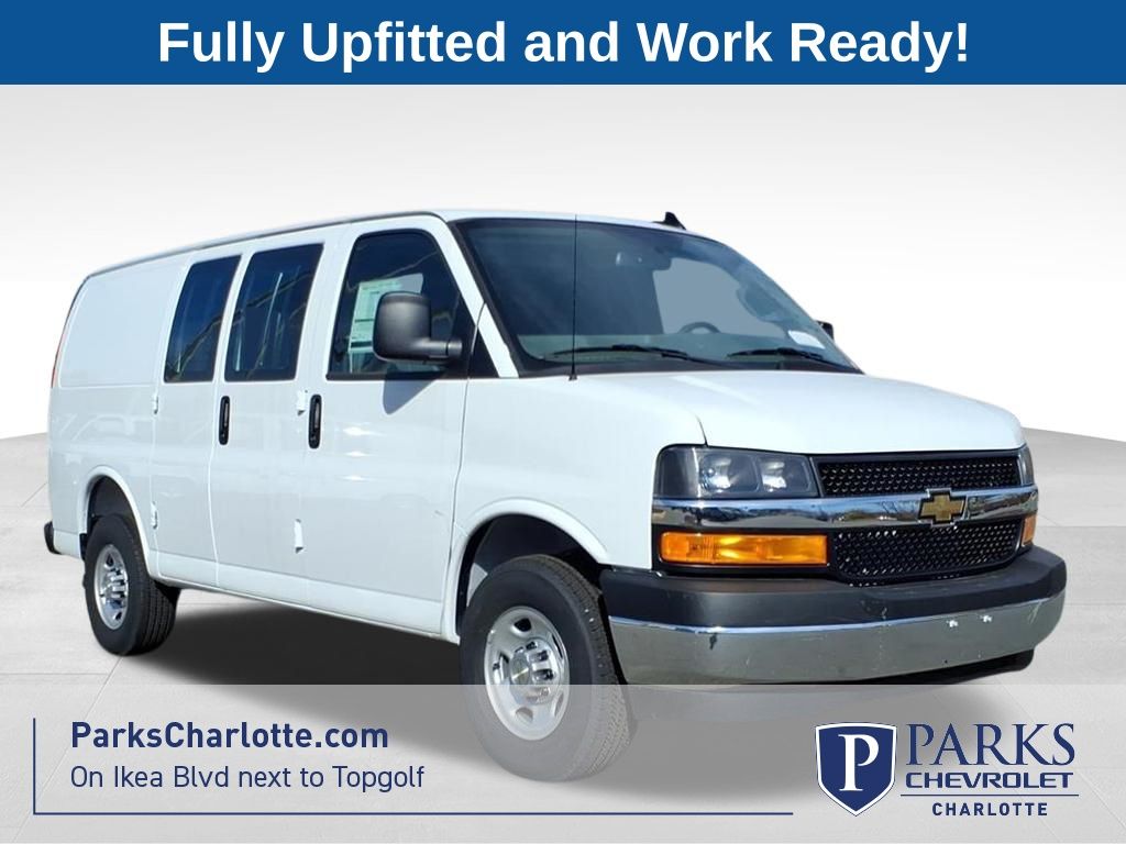 Summit White 2026 Chevrolet Express Cargo 2500 RWD Van Rear-Wheel Drive