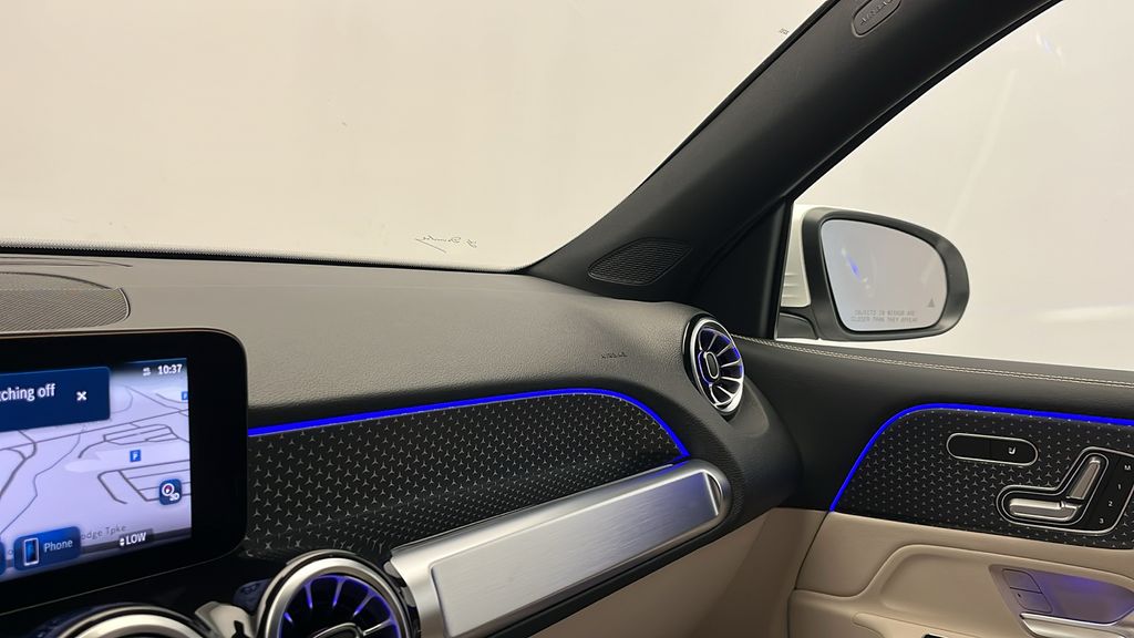 2025 Mercedes-Benz GLB 250 21