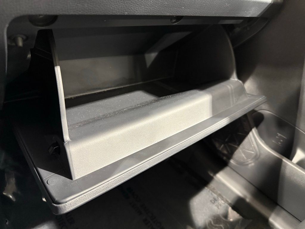 Thumbnail: 2025 Toyota RAV4 - 30