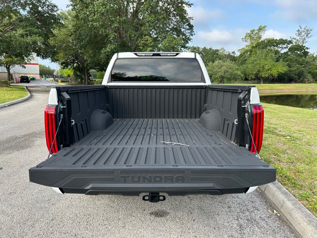 Thumbnail: 2025 Toyota Tundra - 10