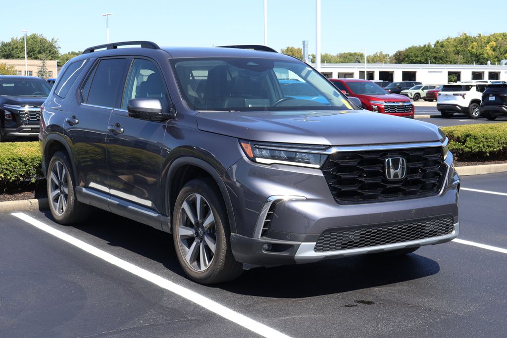 Thumbnail: 2023 Honda Pilot - 3