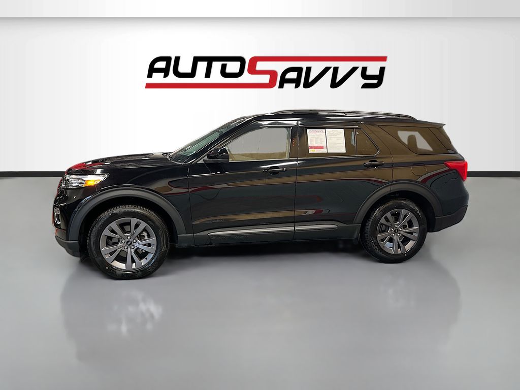 Used 2023 Black Metallic Ford XLT image 4