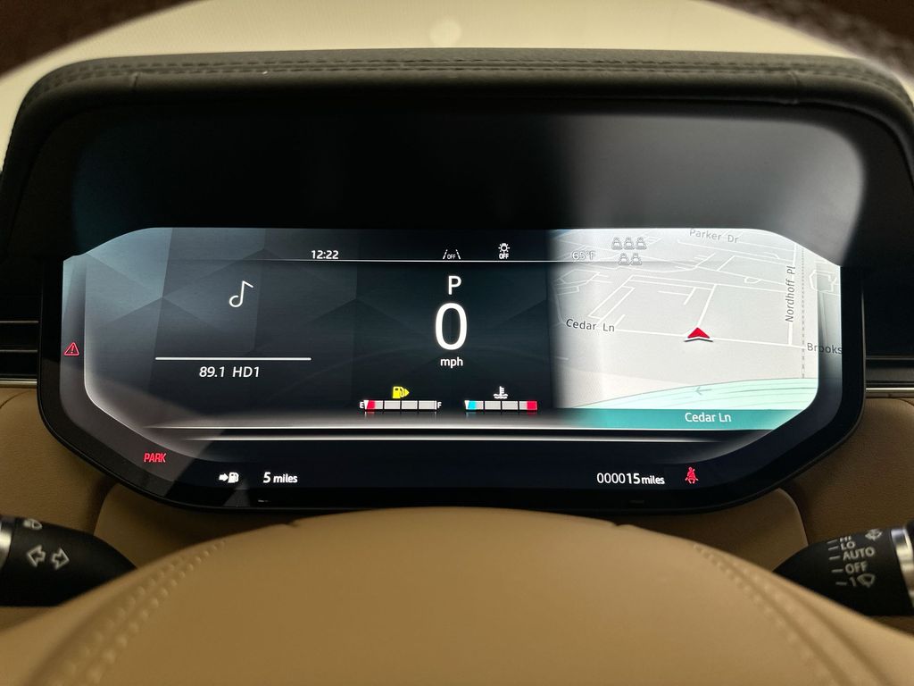 Thumbnail: 2026 Land Rover Range Rover - 15