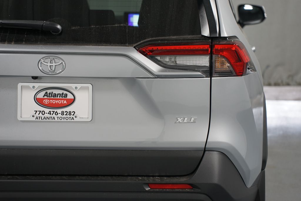 Thumbnail: 2025 Toyota RAV4 - 10
