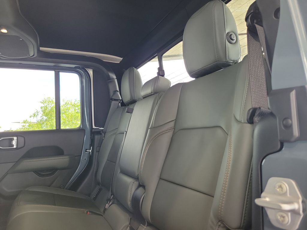 2025 Jeep Gladiator Mojave X - Photo 8