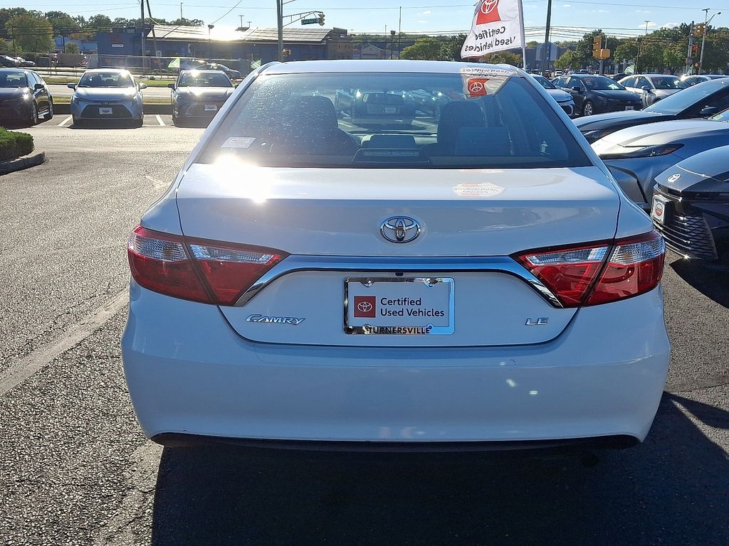 Thumbnail: 2017 Toyota Camry - 5