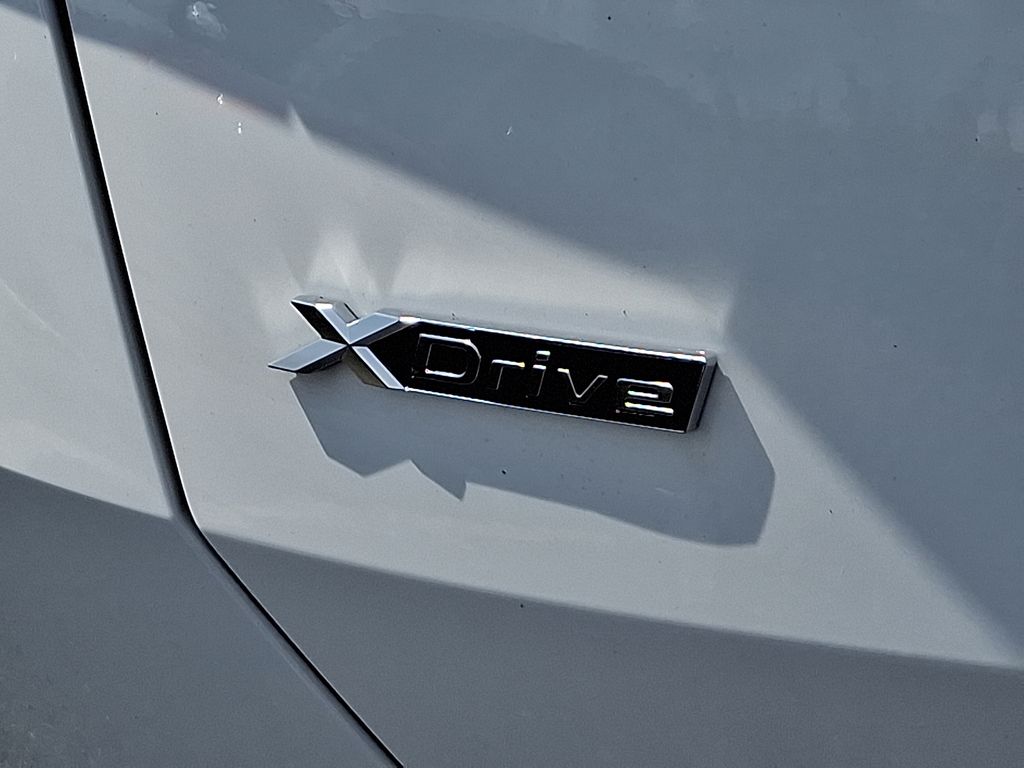 Thumbnail: 2026 BMW X3 - 12