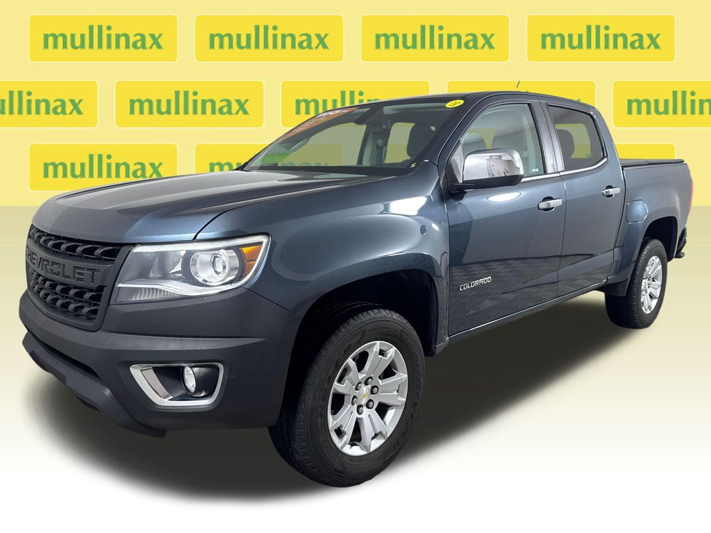 Used 2019 Gray Chevrolet LT image 14