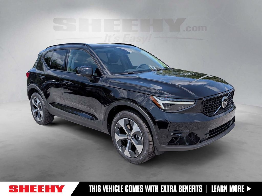 Onyx Black 2026 Volvo XC40 SUV / Crossover All-Wheel Drive Automatic