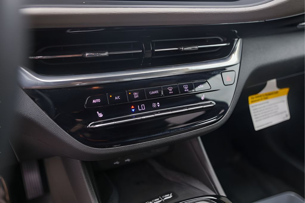 Used Car 2024 Buick Envista  Avenir For Sale Under $30,000 In Austin, Texas