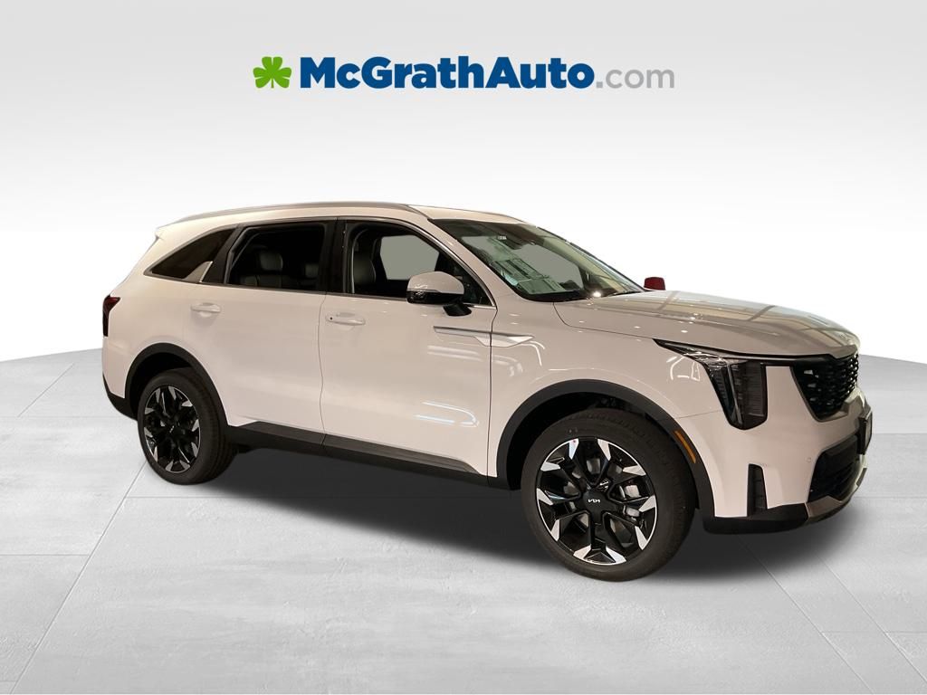 Glacial White Pearl 2026 Kia Sorento SUV / Crossover All-Wheel Drive 8-Speed Dual Clutch