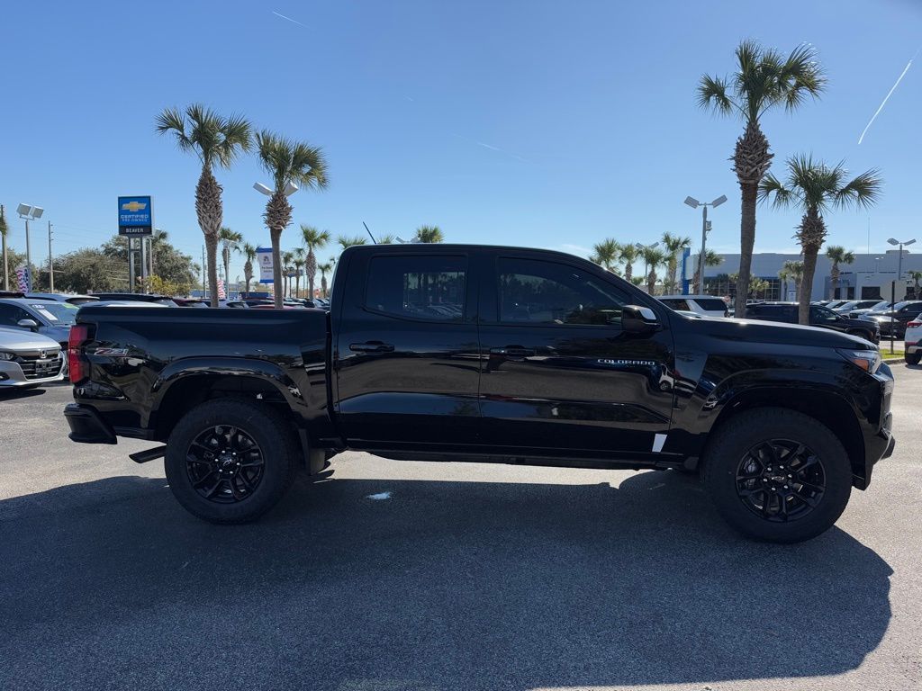 2025 Chevrolet Colorado Z71 9