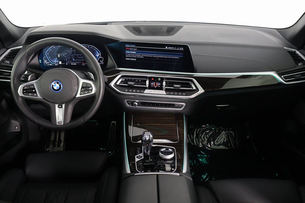Thumbnail: 2023 BMW X5 - 8