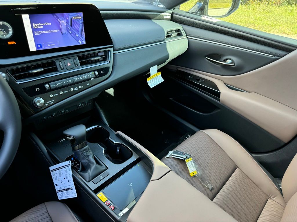 2025 Lexus ES 350 30