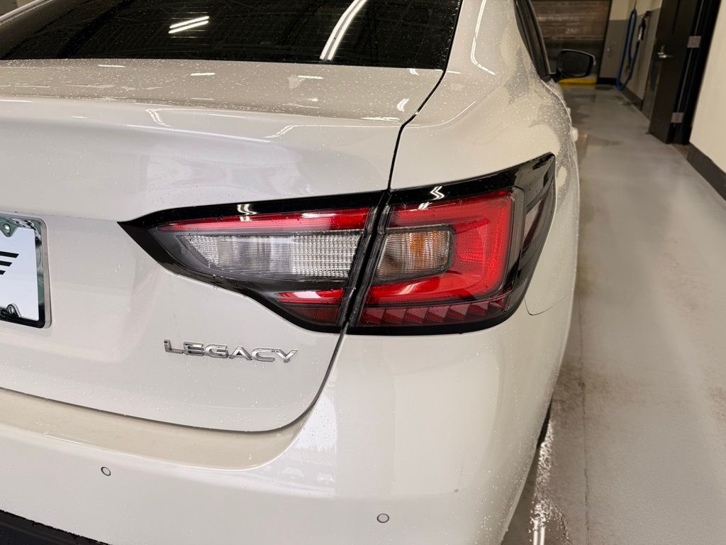 2024 Subaru Legacy Limited 5