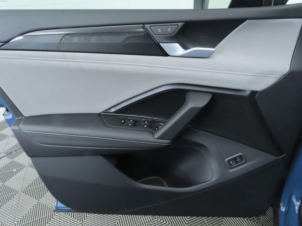 Thumbnail: 2026 Volkswagen Tiguan - 25