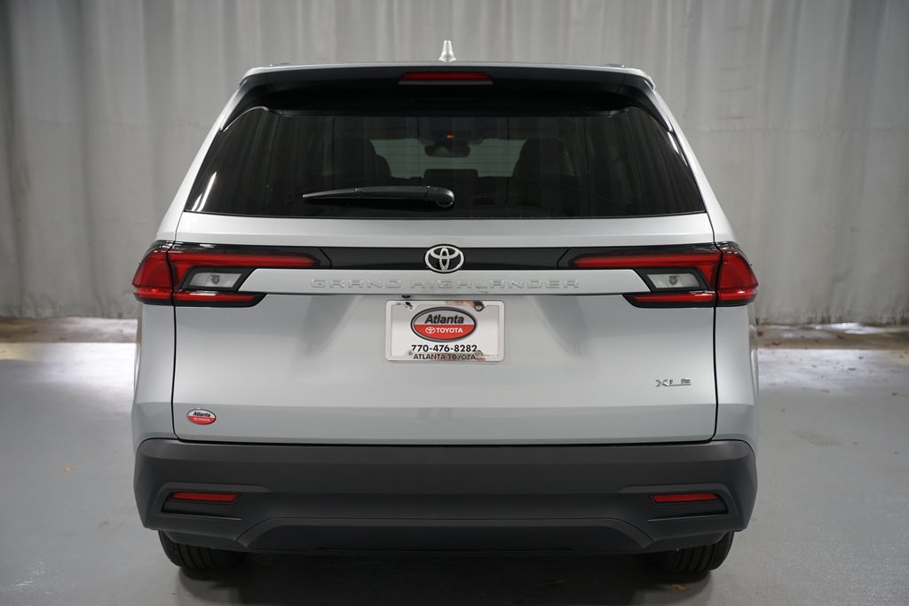 Thumbnail: 2026 Toyota Grand Highlander - 7