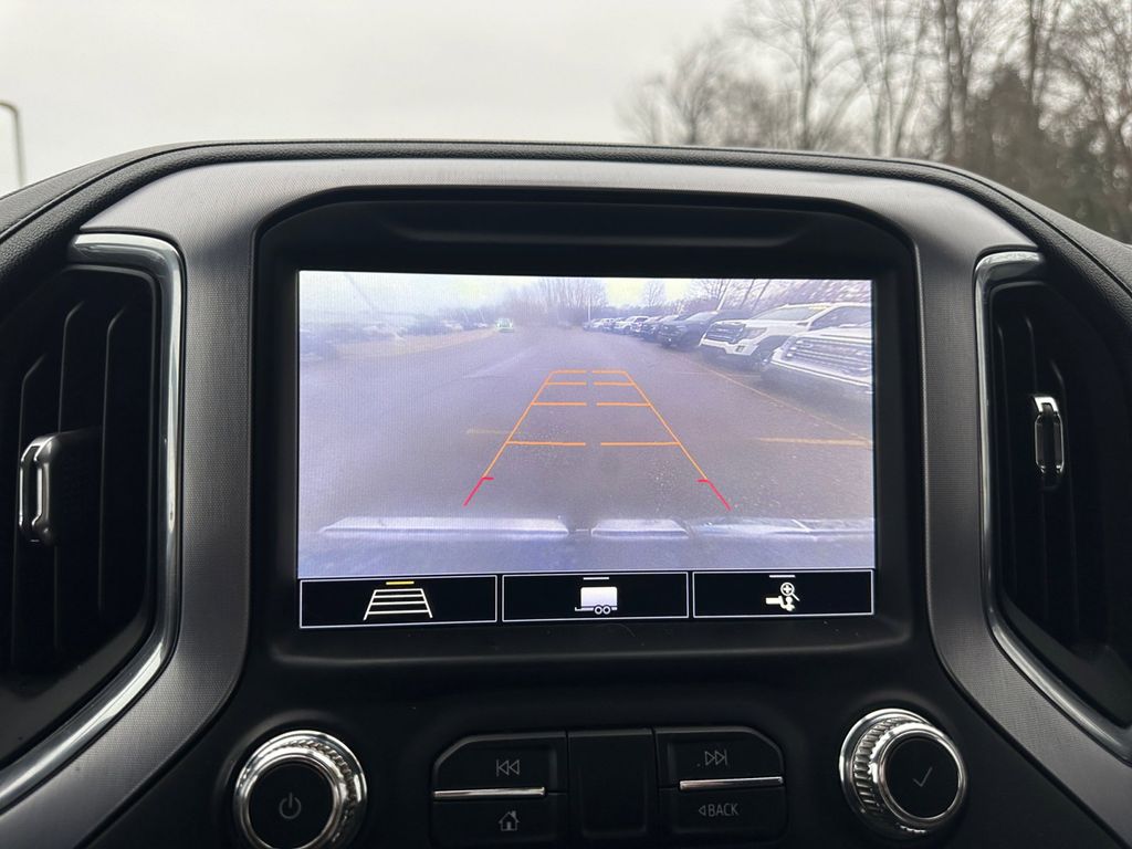 2020 GMC Sierra 1500 SLE 24