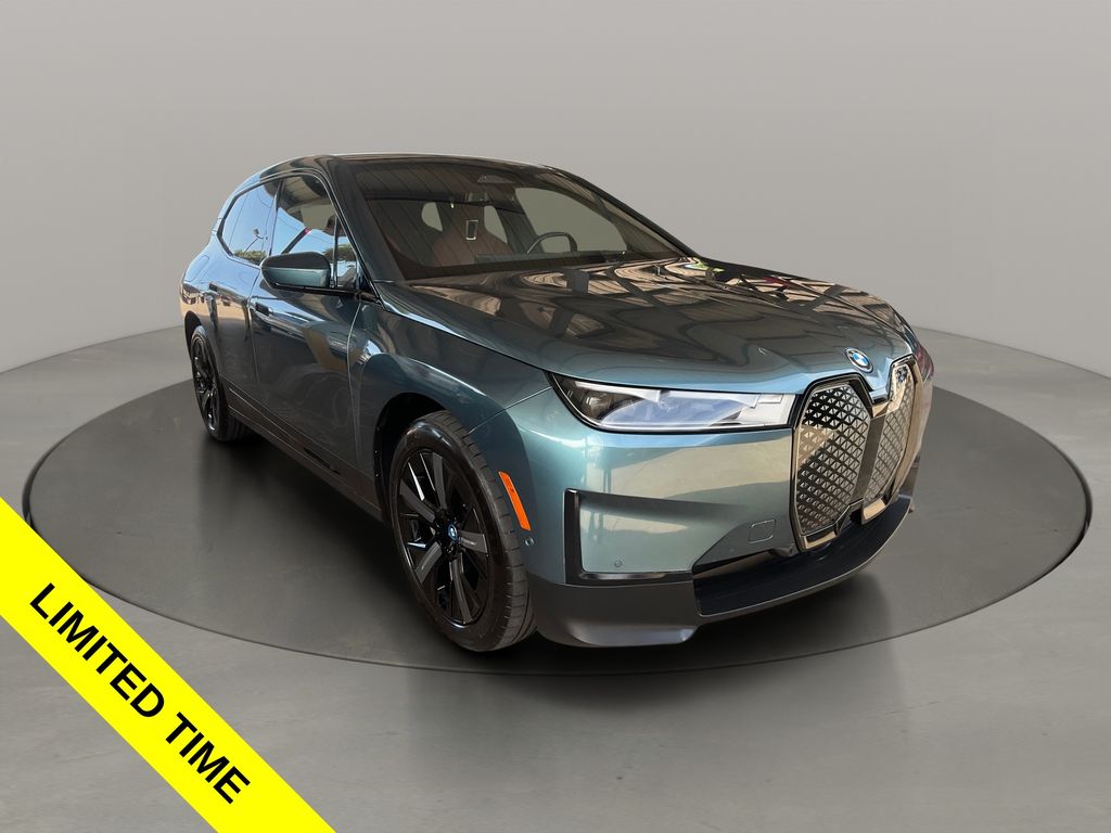 2023 BMW iX Azul (Blue Ridge Mountain Metallic) SUV/Crossover Tracción en las cuatro ruedas Automática