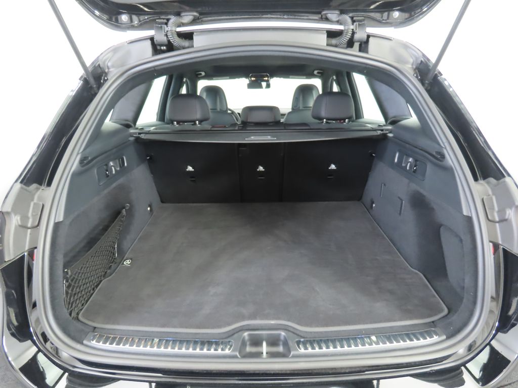 Thumbnail: 2025 Mercedes-Benz GLC - 28