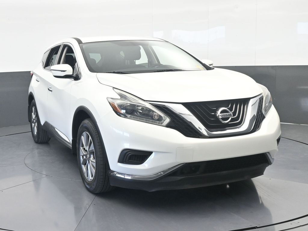 Used 2018 Pearl White Nissan S image 9