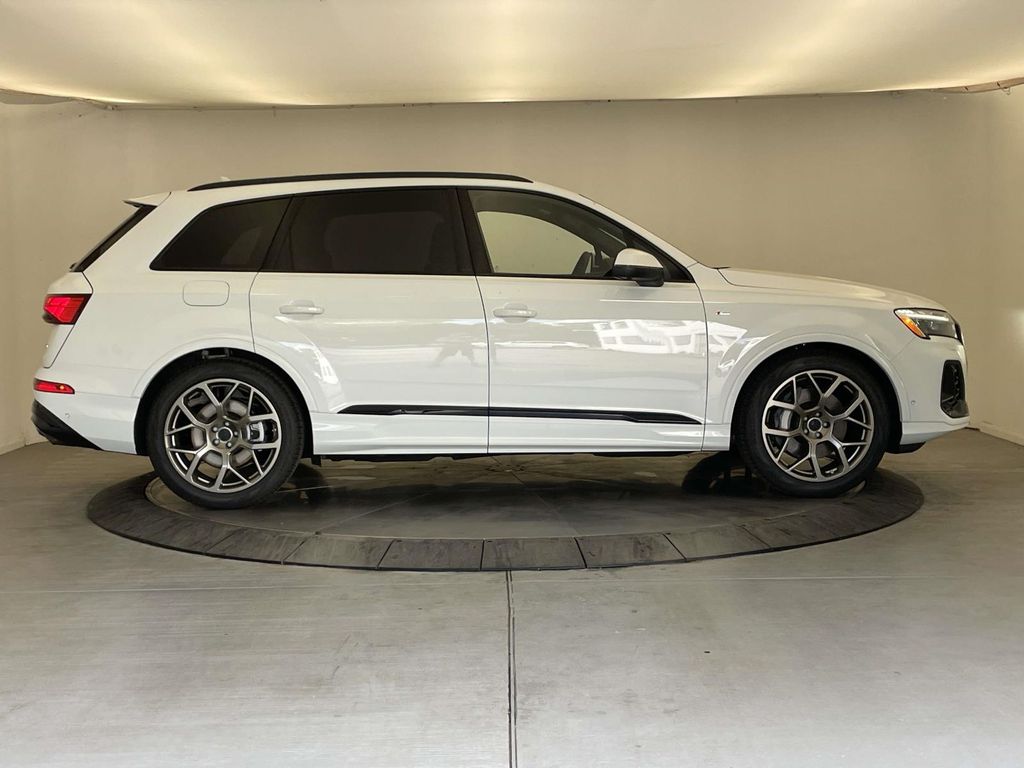 2026 Audi Q7 55 Premium White at Audi Porsche Sewickley