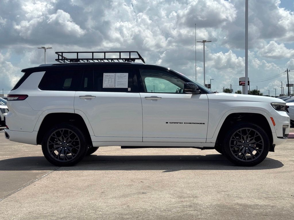 2023 Jeep Grand Cherokee L Summit White at Gullo Toyota