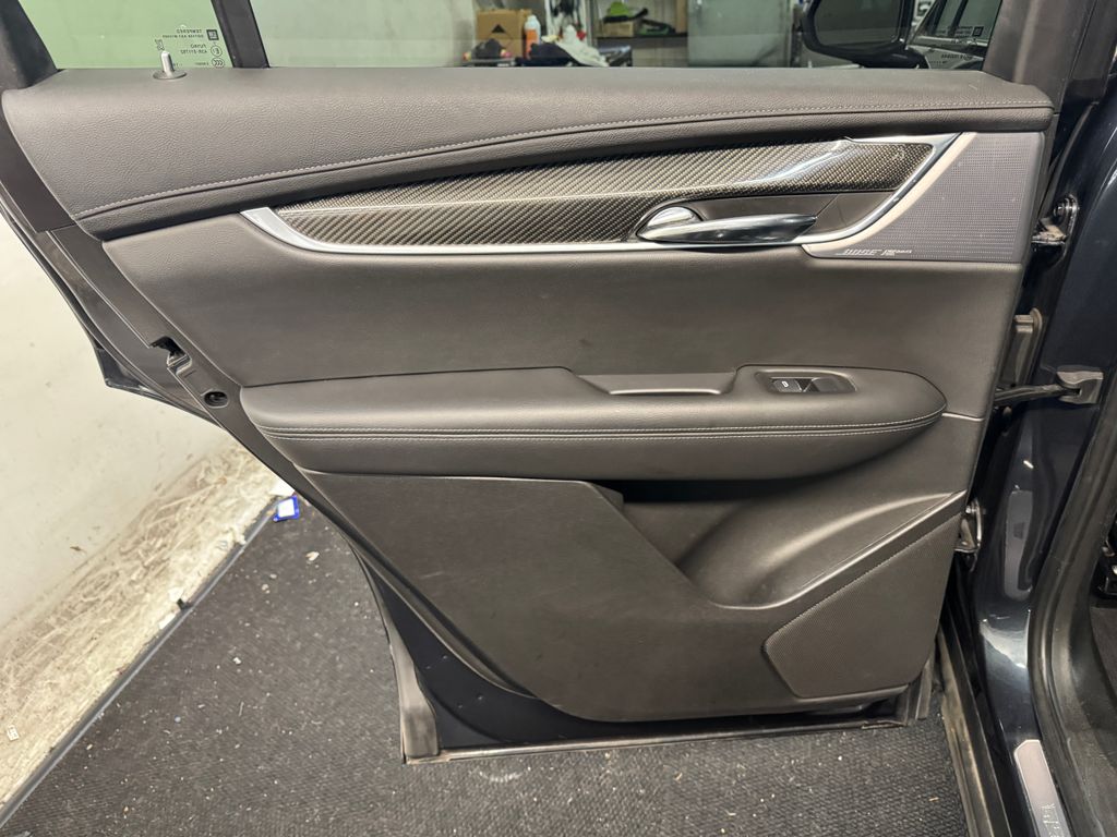 2020 Cadillac XT6 Sport