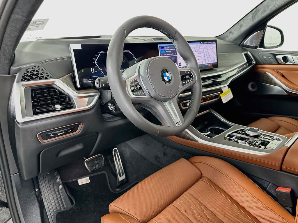 Thumbnail: 2027 BMW X7 - 9