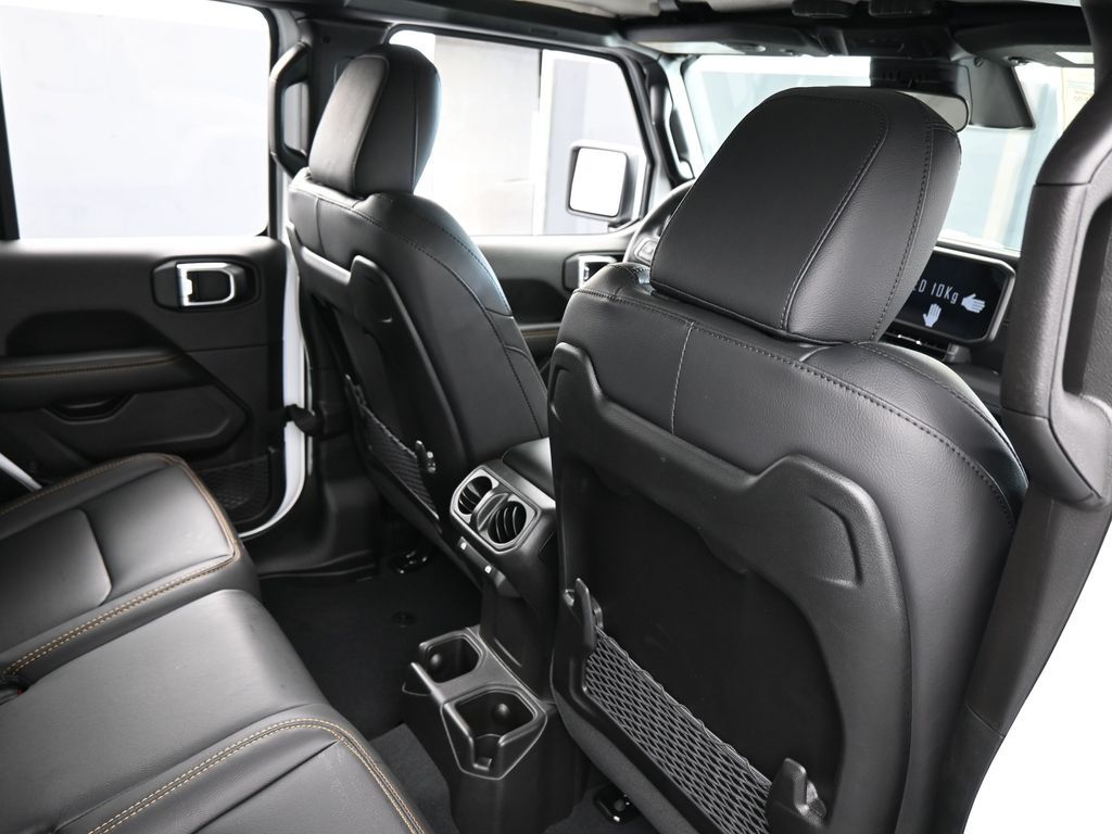 New 2026 Bright White Clearcoat Jeep Sahara image 37