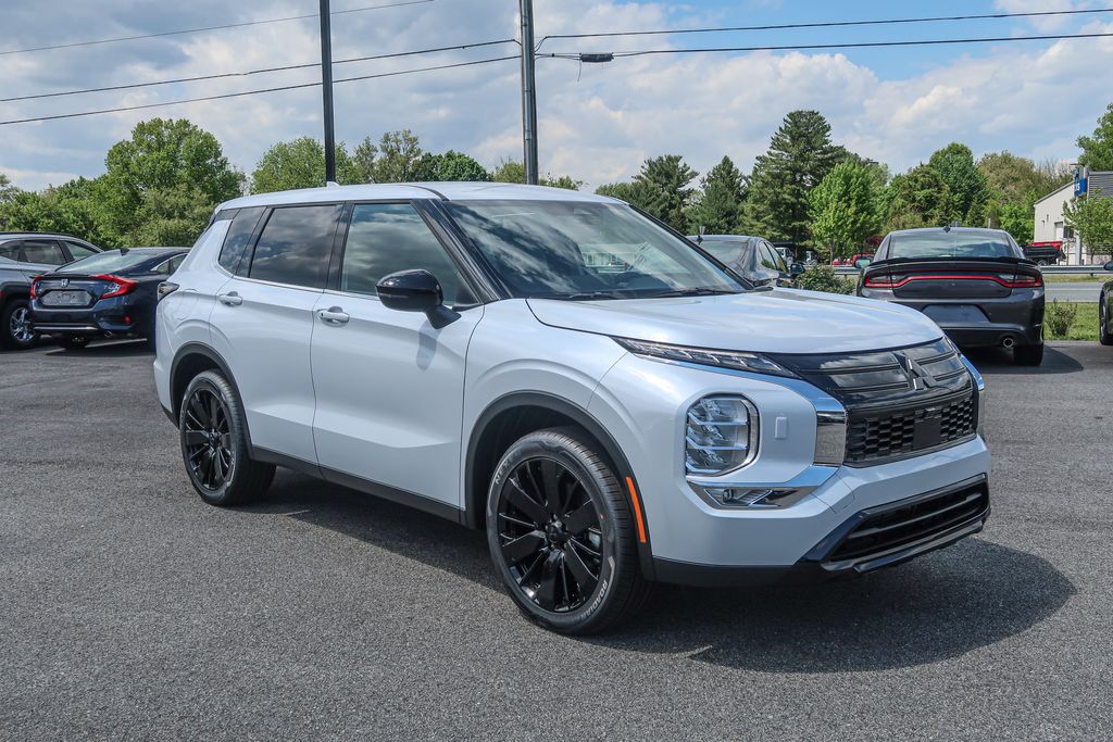 2026 Mitsubishi Outlander LE 2.5 S-AWC