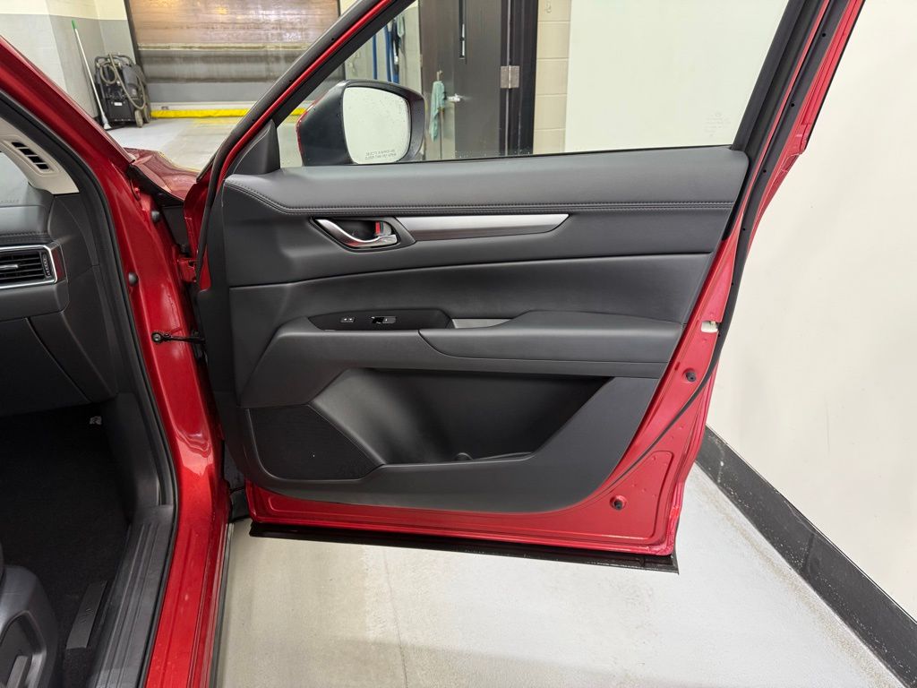 2022 Mazda CX-5 S Preferred 29