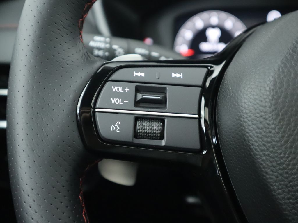 Thumbnail: 2025 Acura ADX - 12